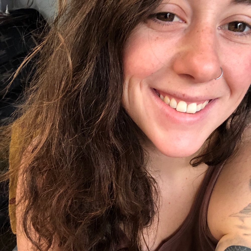 Meet your Posher, Lauren